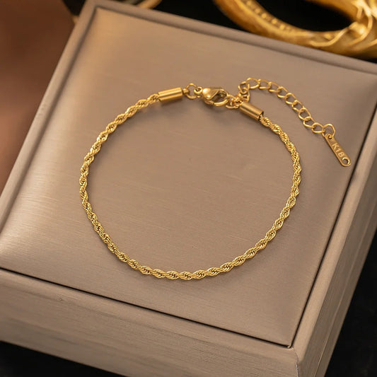 +Hemp Armband