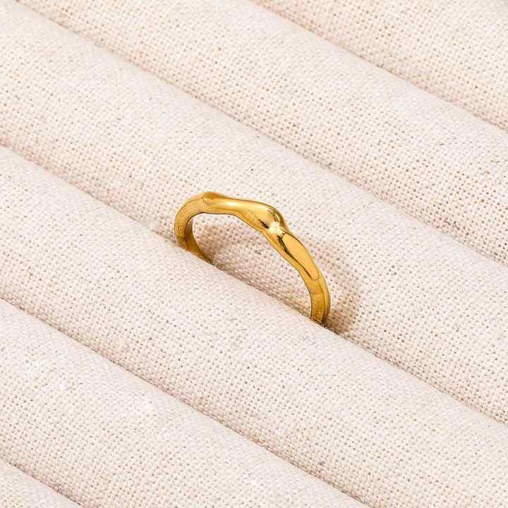 +Yara Ring