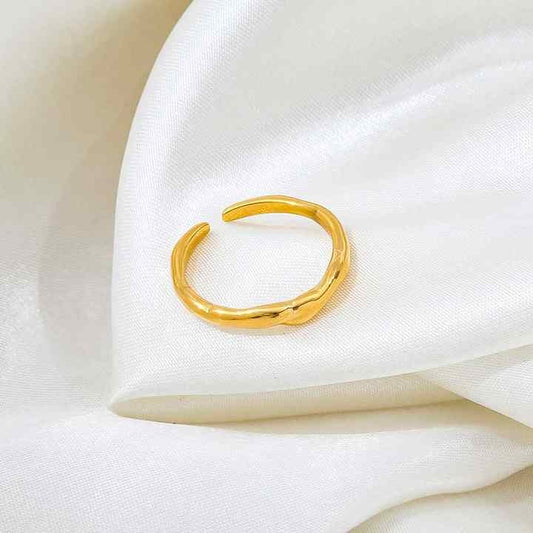+Yara Ring