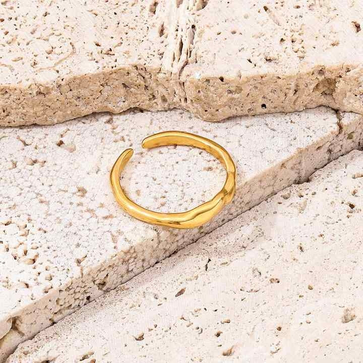 +Yara Ring